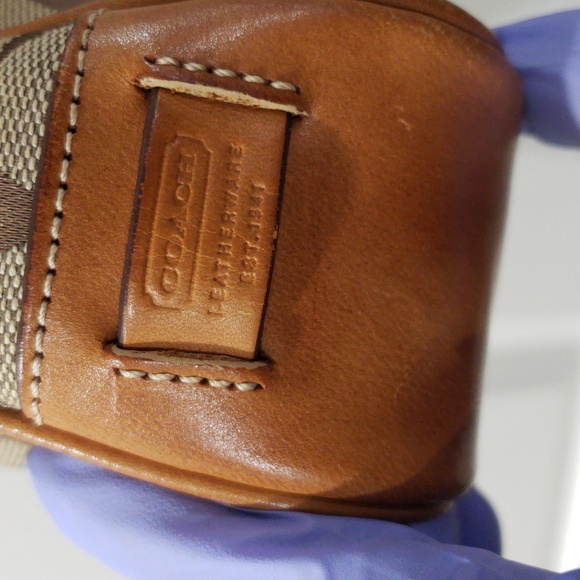 Coach Signature Canvas & Leather Crossbody Flap Bag Buckle Detail - 6.5x8.5 inch - Picture 6 of 13